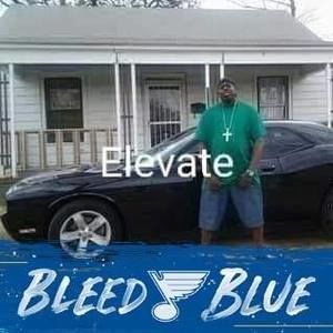 Meet your Posher, Derrick